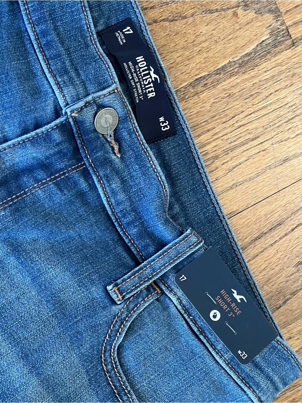 Hollister Distressed Blue Denim Jean Shorts - Picture 3 of 6